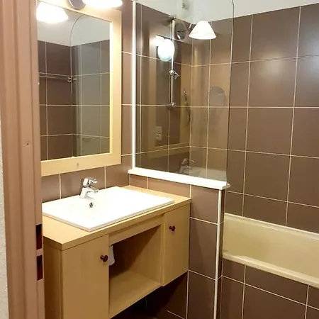 Studio Avec Piscine Privee Et Balcon Amenage A Huez