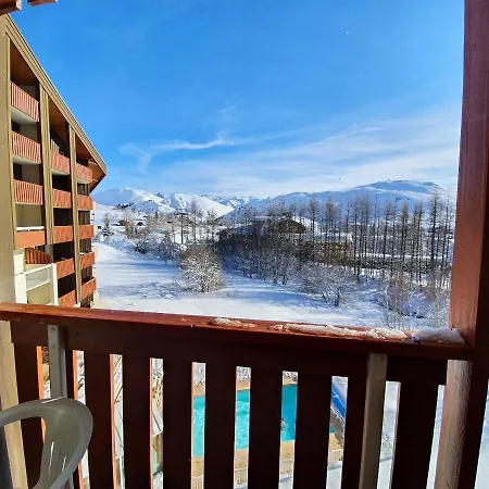 Studio Avec Piscine Privee Et Balcon Amenage A Huez