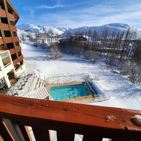 Apartamento Studio Avec Piscine Privee Et Balcon Amenage A *